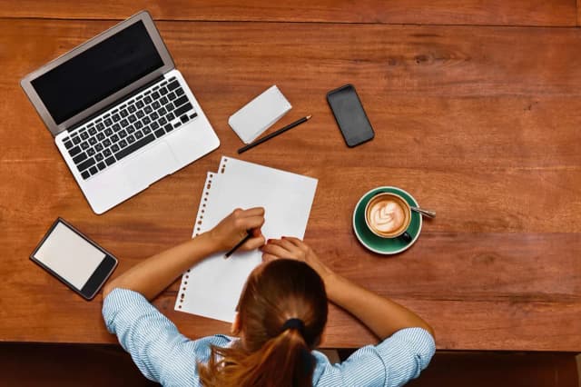 Praca po studiach filologicznych - jak uniknąć trudności na rynku pracy Praca po studiach filologicznych - jak uniknąć trudności na rynku pracy